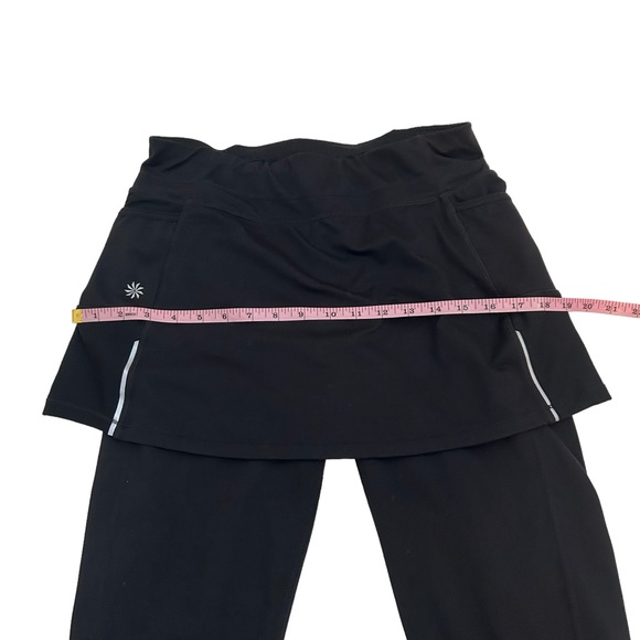 Athleta Black Acceleration 2in1 Skirted Capri Leggings Skeggings, Size Medium - Picture 14 of 16